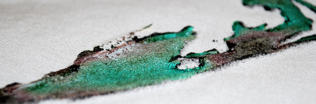 Liquid-crystal-textile-print-close-up-by-Marie-Ledendal-web2